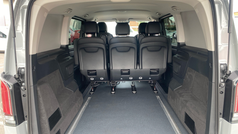 Mercedes-Benz Vito L2 Diesel Rwd 119CDI Select Crew Van 9G-Tronic